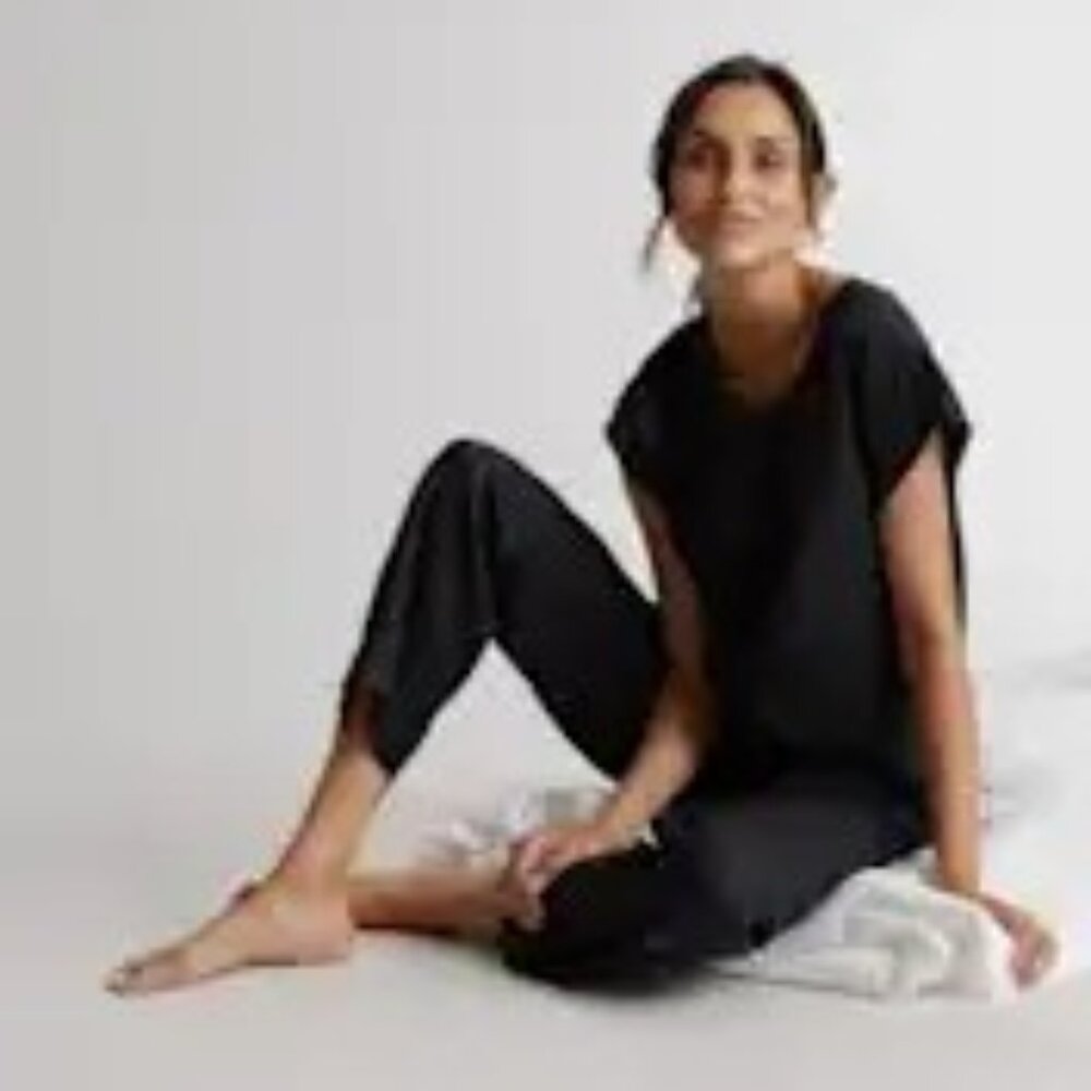 European Linen Pajama Set - Picture 2 of 3